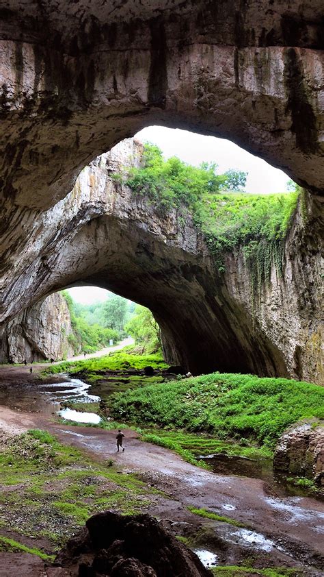 Cave Devetashka Near Lovech Bulgaria Windows 10