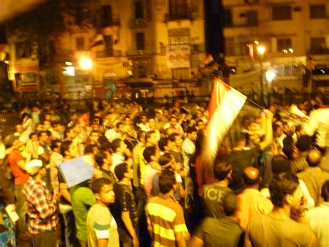 ثورة مصر ميلاد بالصور والفيديو الاعتصام ليلة السبت 28 مايو