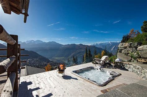 World of Architecture: Luxury Villa With Mountain Views In Swiss Alps