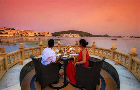 21 Romantic Locations To Visit For Your Marriage Anniversary