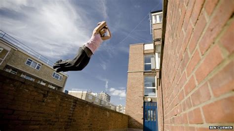 The Women Who Are Obsessed With Parkour Bbc News