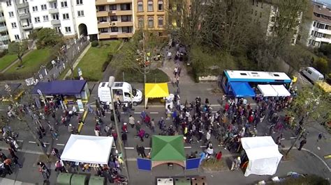 Der earth day, also der tag der erde, wird schon seit über 50 jahren begangen. Tag der Erde. Kassel, 21.04.2013. - YouTube
