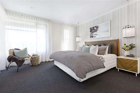 A practical coastal style is not about overloading your home with every little beach related motif that the beauty and the enchantment of that living room or bedroom draped in perfect coastal look is the. Now this is how you do Modern Coastal Interior Design ...