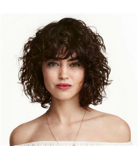 Shaggy Hairstyle Curly Hair Hairstyle Catalog