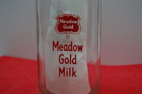 Vintage Meadow Gold Milk Bottle 1 Quart By Bonnycollections