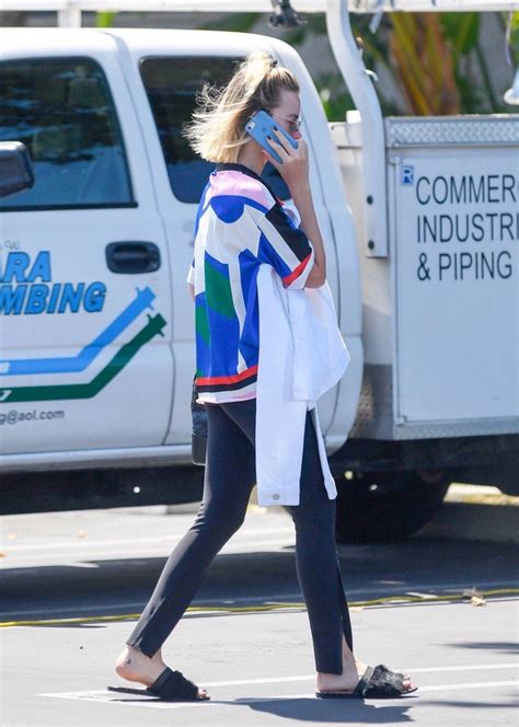 Everything Margot Robbie Letotrashnumberone Candids Of Margot