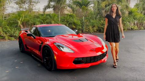 Lady In Red Corvette Z06 C7 Wants You To Swipe Right Would You Show It
