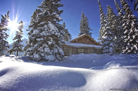 Storm Mountain Lodge And Cabins Banff Alberta Hotels And Resorts