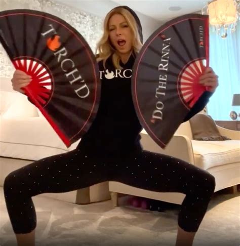 Kelly Ripa Shows Off Her Dance Moves To Raise Money For Nurses