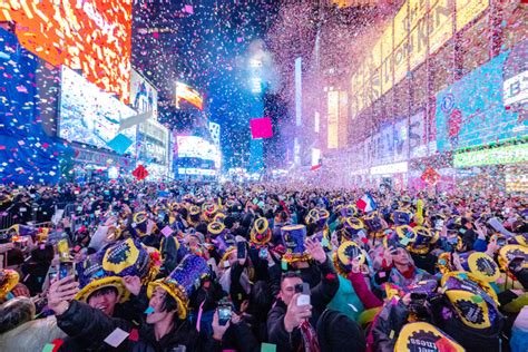how to watch the 2023 new year s eve ball drop