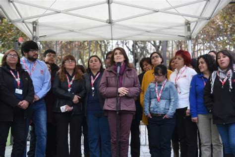 No es la vía para construir la sociedad que queremos 01 agosto 2021 karol cariola y conflicto entre comunistas y frente amplio: Ministra Paula Narváez destacó lealtad de los partidos de ...
