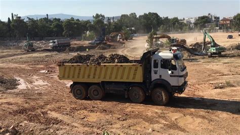 Η γραμμή 4 του μετρό θα εξυπηρετεί 300.000 επιπλέον κατοίκους της αττικής ενώ σύμφωνα με τον υπουργό. Εργασίες γήπεδο ΑΕΚ Νέα Φιλαδέλφεια 4/8/2017 - YouTube