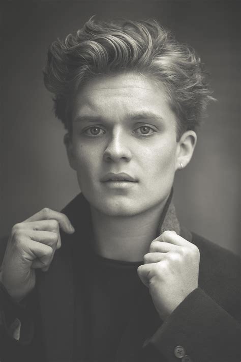 He is best known for his supporting role in christopher nolan's war film dunkirk (2017). Tom Glynn-Carney (Dunkirk, Peter) - shot by Michael ...