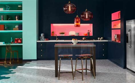 It's a medium tone that can work in both large and. HGTV HOME By Sherwin-Williams' 2019 Color Of The Year Is ...