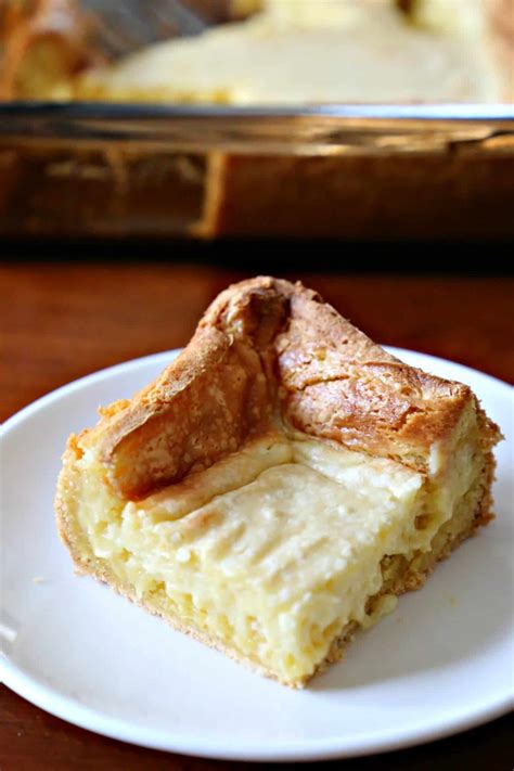 Make sure not to over bake as the center should be a little gooey. Paula Deen's Ooey Gooey Butter Cake Recipe - Southern Kissed