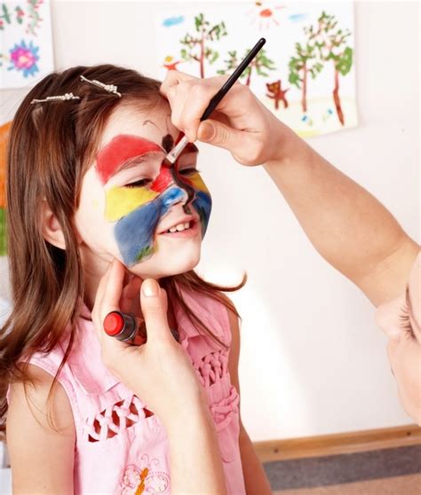 Kid friendly diy halloween makeup! Easy face painting ideas for kids - add fun to the kids ...