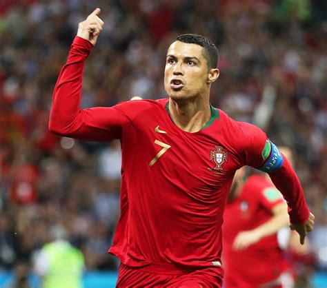 The news is made by cristiano ronaldo on july 3 2010 through his official pages in facebook and twitter. Ukraine reach Euro 2020 as Ronaldo scores 700th career goal