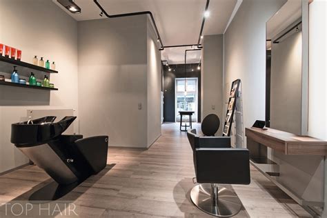 Contemporary hair design has a comfortable atmosphere for all your beauty needs, such as make up application. TOP Salon 2018 Design-Award: Bailas Contemporary Coiffure ...