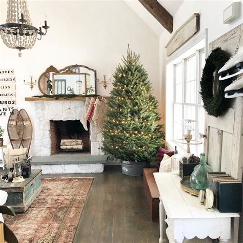25 Inspiring Farmhouse Christmas Decor Ideas You Need To See