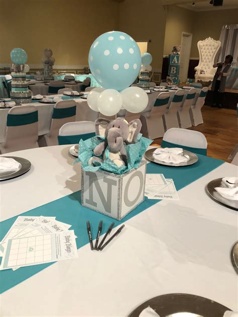 Have a baby wrapping competition using balloon babies and large pieces of silky, slippery fabric for swaddling. Pin by anggie laban on Tami's decor | Boy baby shower ...