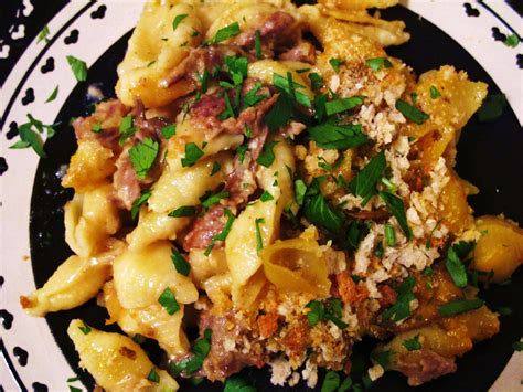 Did you know that the word steak comes from the word stick? The Small Boston Kitchen: Philly Cheesesteak Macaroni and ...