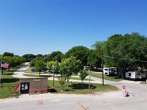 Pecan Park Riverside Rv Park Passport America The Original 50 Discount Camping And Rv Club