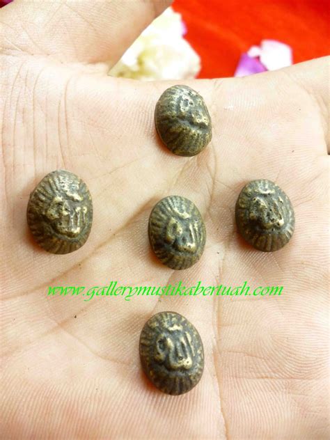 It is just a small amulet, as small as a thumb but it is very powerful. Wesi Kuning Lafadz Allah ~ PUSAKA GUNUNG JATI