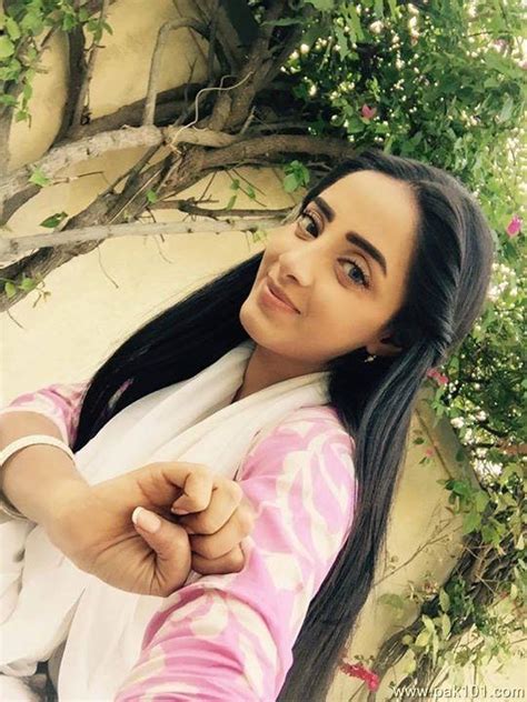 Gallery Actressestv Sara Chaudhry Sanam Chaudhry