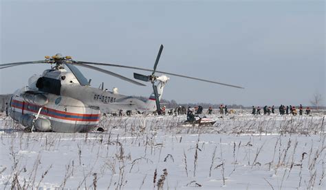 Russia Hunts For Body Fragments Clues After Fatal Plane Crash