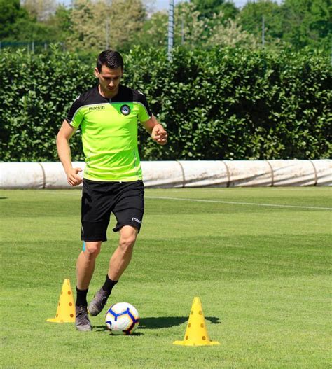Kevin lasagna (ita) currently plays for serie a club udinese. Kevin Lasagna - Home | Facebook