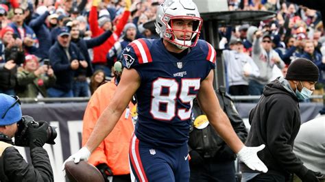 Ranking The Nfls Best Tight Ends In The Red Zone From The 2021 Season
