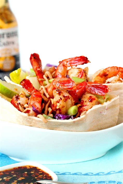 Our spicy thai shrimp salad makes a wonderfully satisfying meal that can be ready to serve in less than 30 minutes! 25-Minute sweet and spicy Thai shrimp salad in a pita