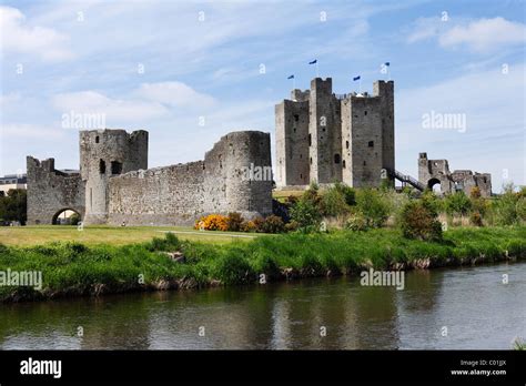 Trim Castle River Boyne County Meath Leinster Ireland Europe Stock
