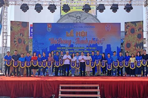 Jun 13, 2021 · từ ngày 19/5 đến nay, trung tâm y khoa hòa hảo (tp.hcm) đã có hai lần phải tạm ngưng tiếp nhận bệnh nhân để phun khử khuẩn, do có người đến khám dương tính với ncov. Lễ hội "Hải Dương - thành phố trẻ" - Báo ảnh Việt Nam