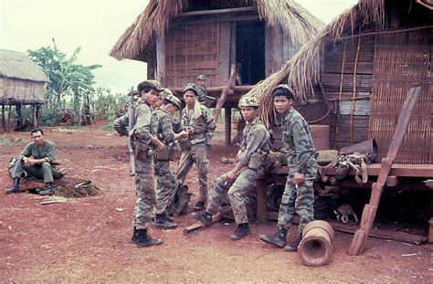 Pleiku 1967 68 By William Koontz Arvn Troops Guy On Left Flickr