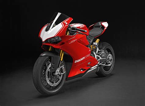 All infos about the specs an prices in the video. Ducati Panigale R - Alle technischen Daten zum Modell ...
