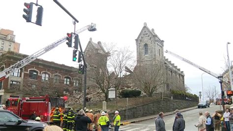 Steeple Collapses Into Engaging Heaven Church In New London