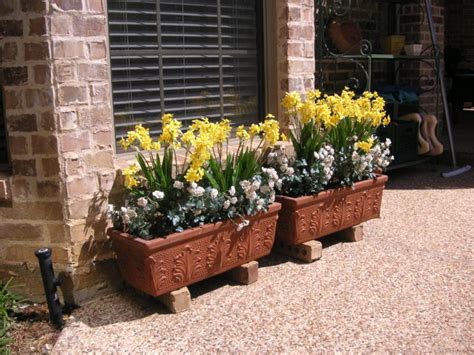 W hen i got married, i had no idea that fake flowers could look real, so i. Artificial Plants for Staging Outdoor Living areas.....
