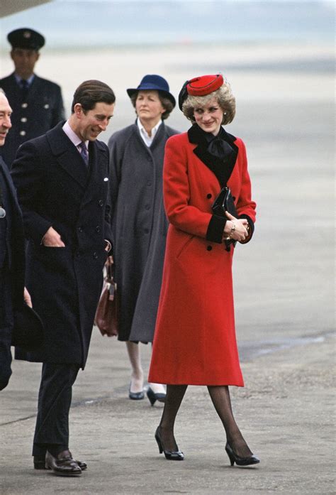 Her death shook an entire world of people who admired her compassion, work ethic, love of children and yes, her style. 15 Photos of Princess Diana Fashion | Glamour