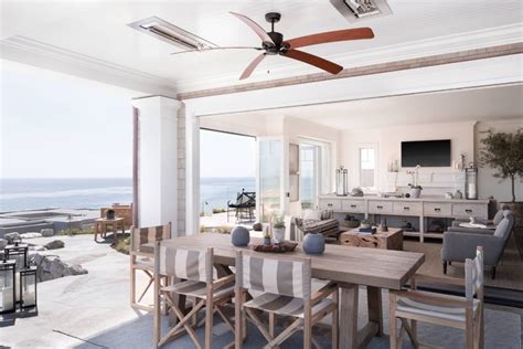 Coastal vibes = blue decor (or paint, or tile…) 8. California Interiors: 18 Examples of Coastal Chic Decor