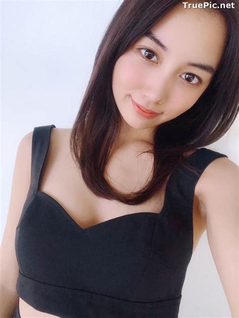 Japanese Actress Hikari Kuroki Sexy Picture Collection 2021