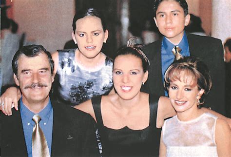 Vicente fox quesada gcmg cyc is a mexican businessman and politician who served as the 62nd president of mexico from 1 december 2000 to 30 n. ¿Qué hacen ahora los hijos de los expresidentes de México ...