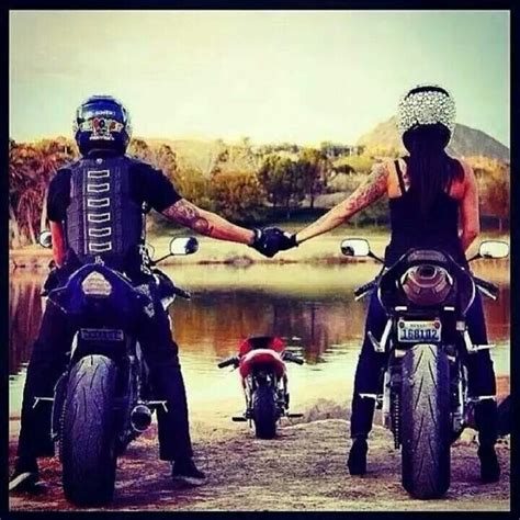 Pin By Kayla May On Motorbikes Motorcycle Couple Riding Motorcycle