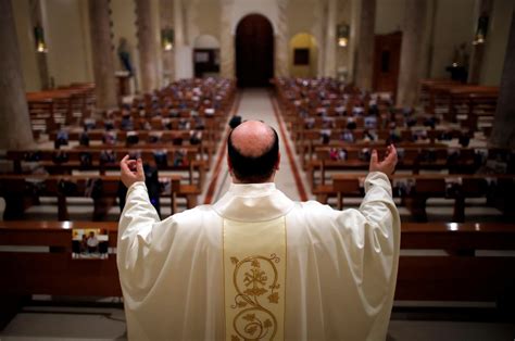 Igreja Católica Retoma Missas Em Alguns Estados Marília Notícia
