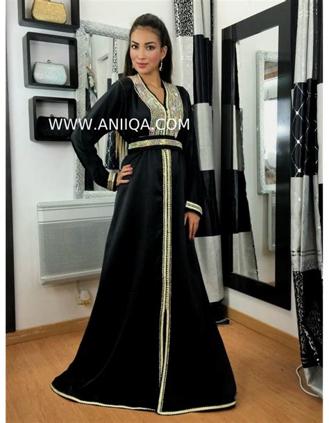 Robe de mariée orientale et robe marocaine mariage des robes orientale moderne. caftan simple noir doré , robe marocaine simple , robe ...