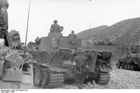 Photo German Tiger I Heavy Tank And Sdkfz Halftrack Vehicle In