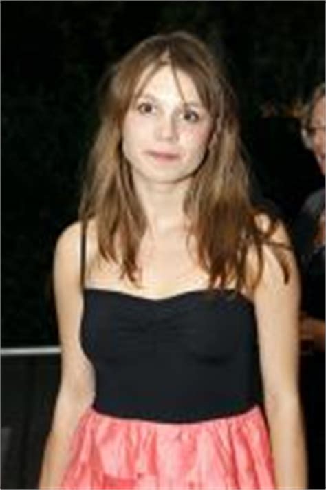 Katja herbers is a dutch actress came to limelight for her portrayal of dr. Reni van Maren