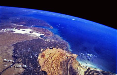 7 Amazing Pictures Of Planet Earth From Outer Space