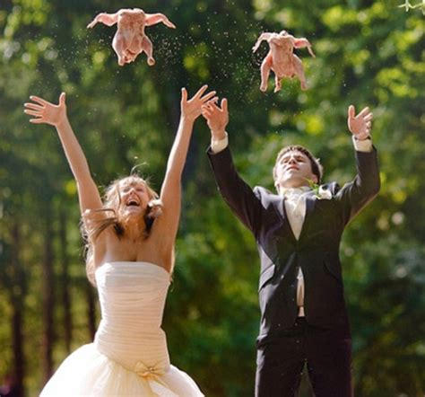 Are These The Worlds Weirdest Wedding Photos Daily Mail Online