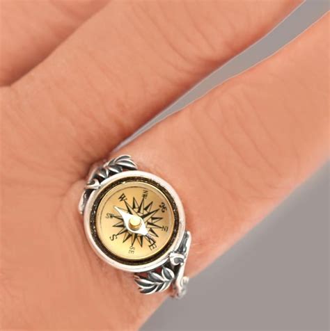 Working Compass Ring Sterling Silver Silver Twig Ring Etsy In 2021